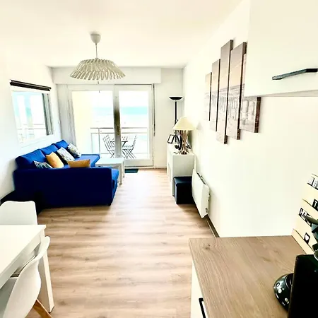 Front De Mer, 5e Etage *